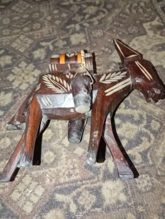 сувенир осёл, ручной работы из дерева