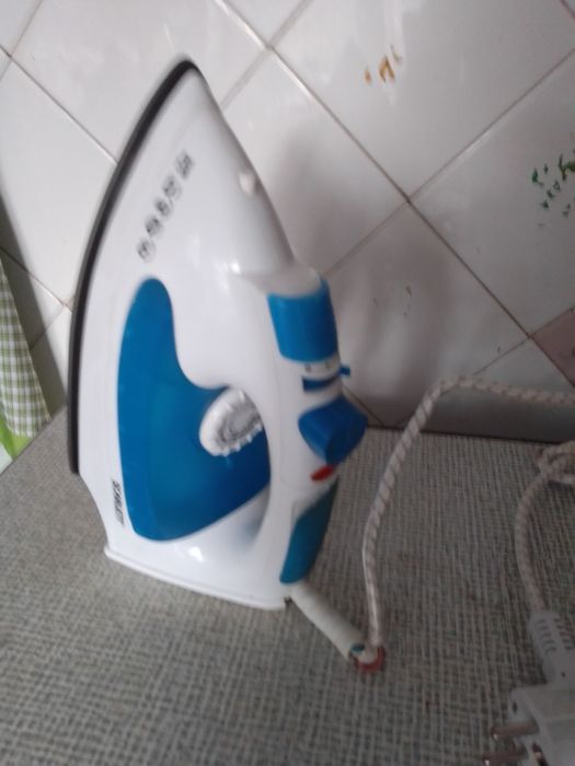 Продам праску в робочому стані