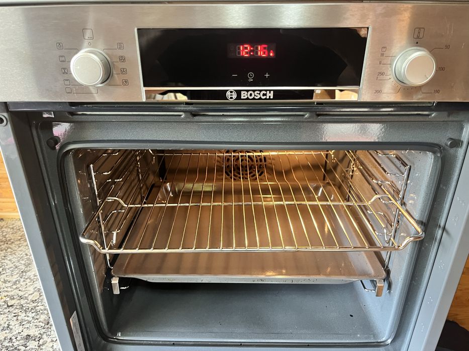 Forno Bosch com móvel de encastrar