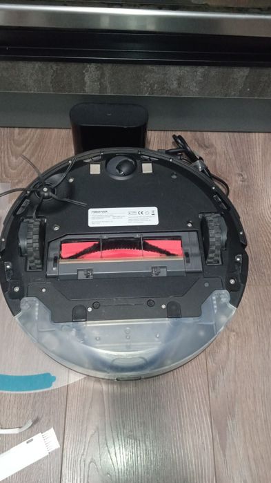 Продам робот пилосос Xiaomi Roborock S6 Max V