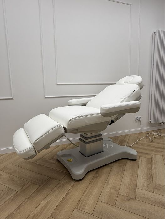 Fotel kosmetyczny Kazaro UNICO PLUS Z PODGRZEWANIEM Biały