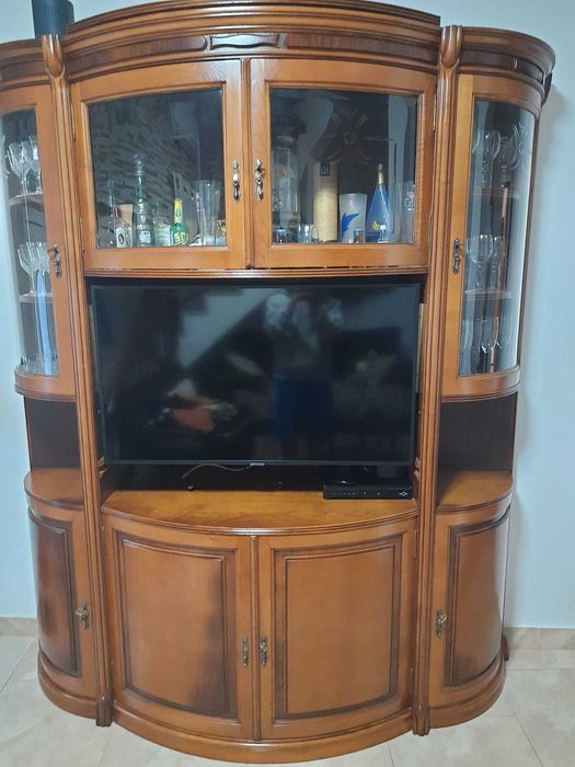 Móvel de televisão