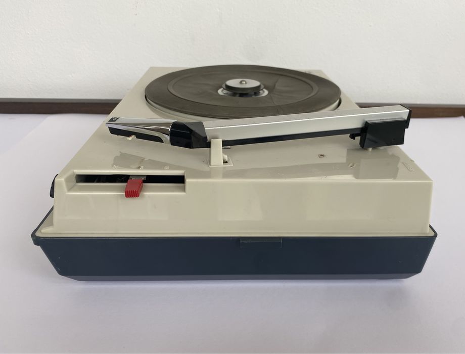 Gira Discos Philips AG5857