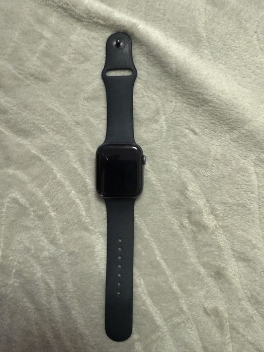 Apple Watch Series 6 • 44 mm