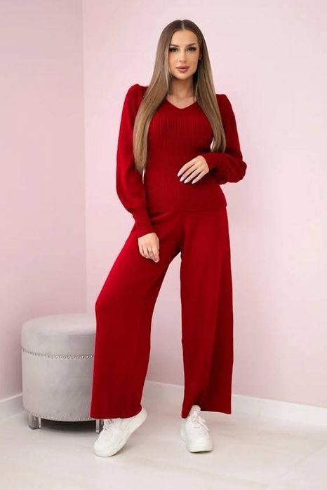 Komplet swetrowy czerwony s m l