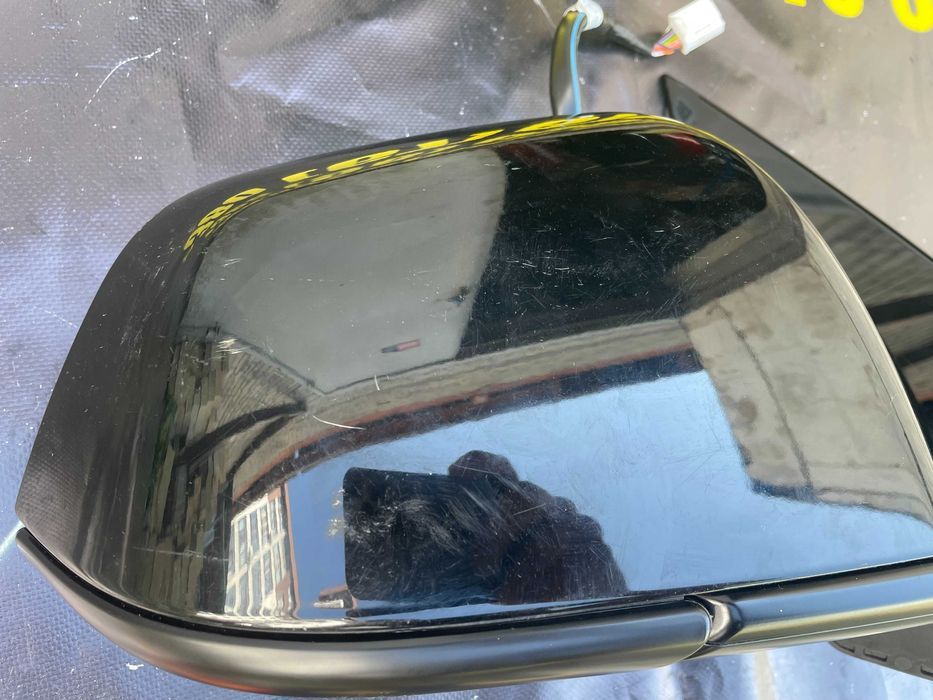 Дзеркало бокове праве Tesla Y зеркало правое Tesla Y 1647720-00-B