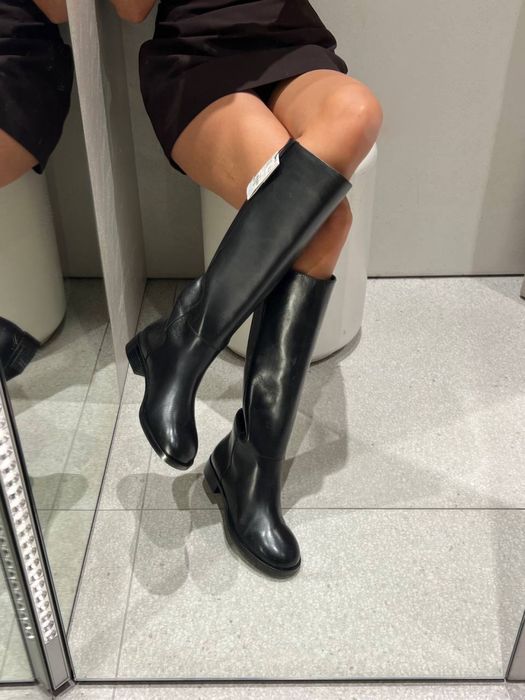 Шкіряні чоботи від Zara бестселер