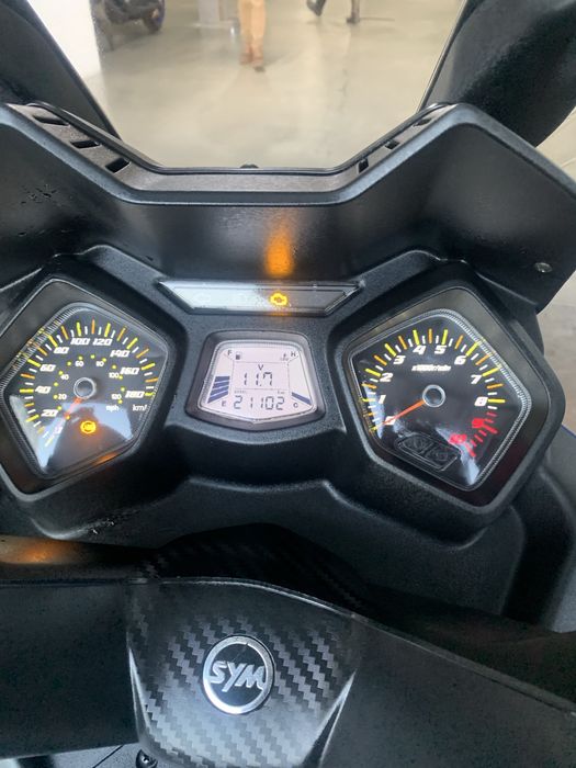 Vendo Sym Joymax z 300