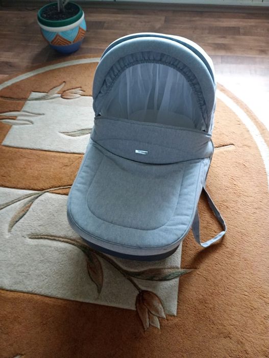 Wózek Roan Marita 3w1.