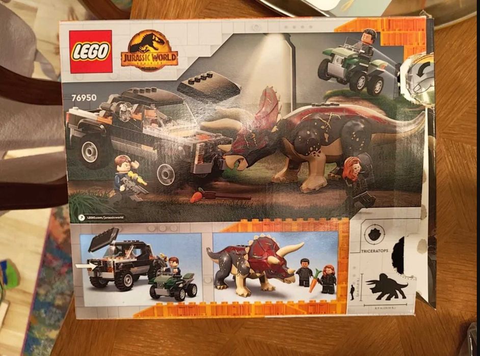 LEGO 76950 nowy BEZ Triceratopsa