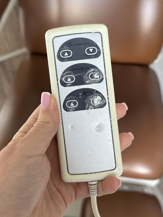 Fotel podologiczny elektruczny