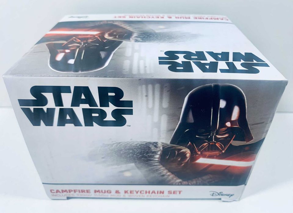 Kubek STAR WARS Yoda Best z breloczkiem 330ml Nowy Poznań