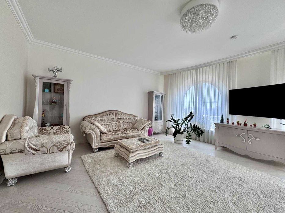 Пентхаус в ЖК Бельэтаж! Улица Леонтовича/Театр Музыкальной Комедии 1I3