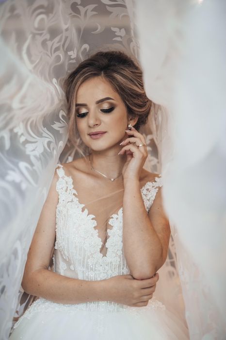 Весільна сукня