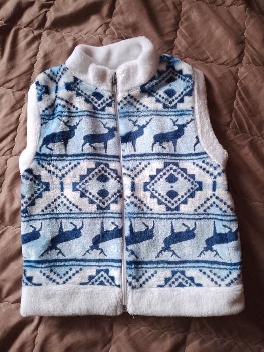 Жилетка безрукавка з оленями новорічна дитяча