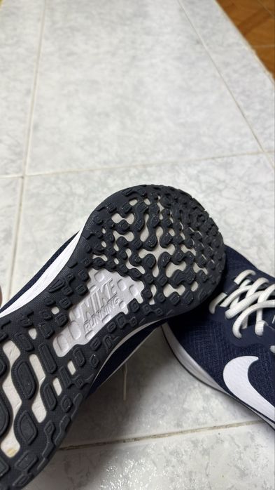 Sapatilhas Nike Revolution 6