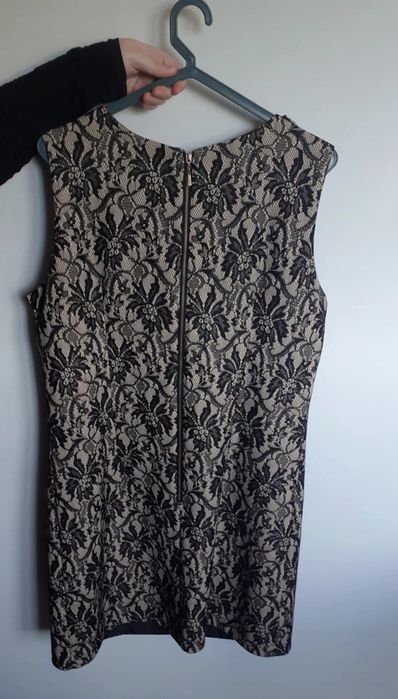 Vestido de renda senhora