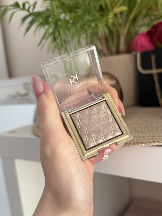 Kiko pojedynczy cień do powiek szampański chłodny brokat metaliczny