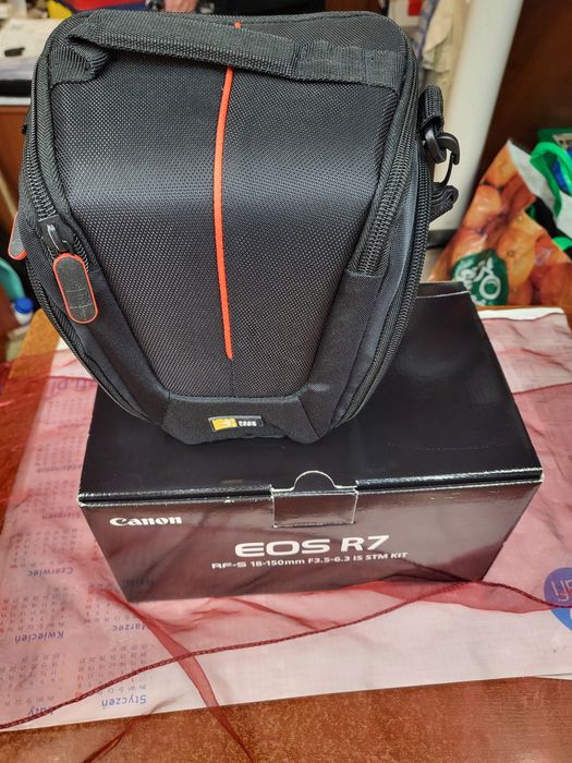 Aparat Canon Eos R7