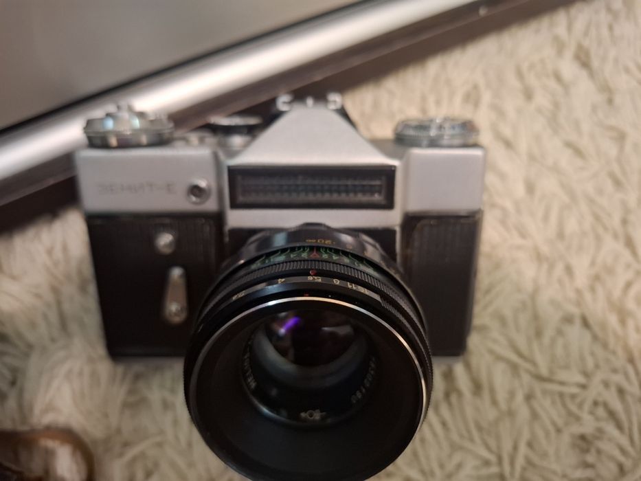 Фотоапарат Зенит Е