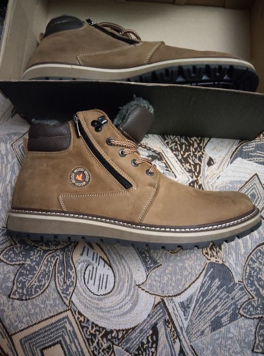 Продам Нові!!!Чоловічі  зимові черевики(ботинки)