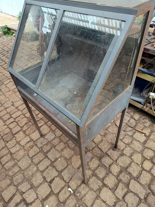 Peça artesanato  bom estado