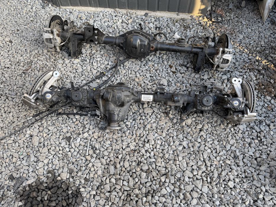 Передній та задній міст мости Рубікон Rubicon на Jeep Wrangler JL USA