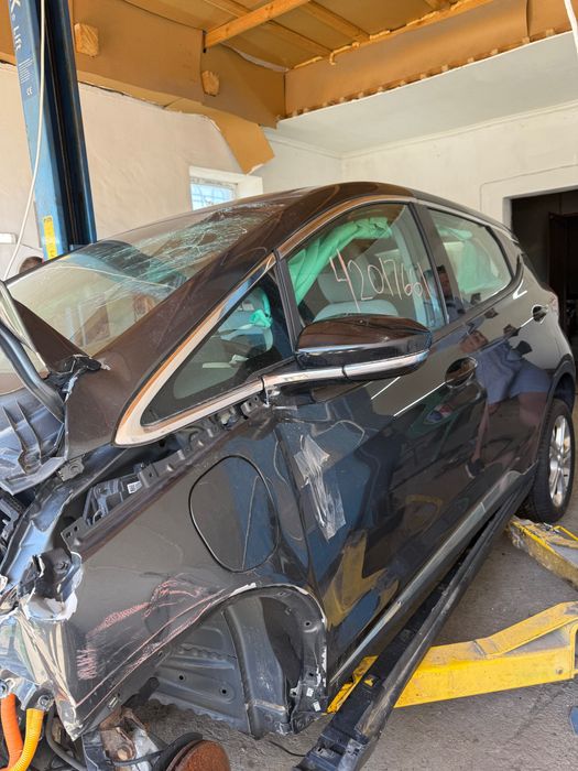 Розбірка разборка запчастини бампер фара Chevrolet bolt  Шевроле болт