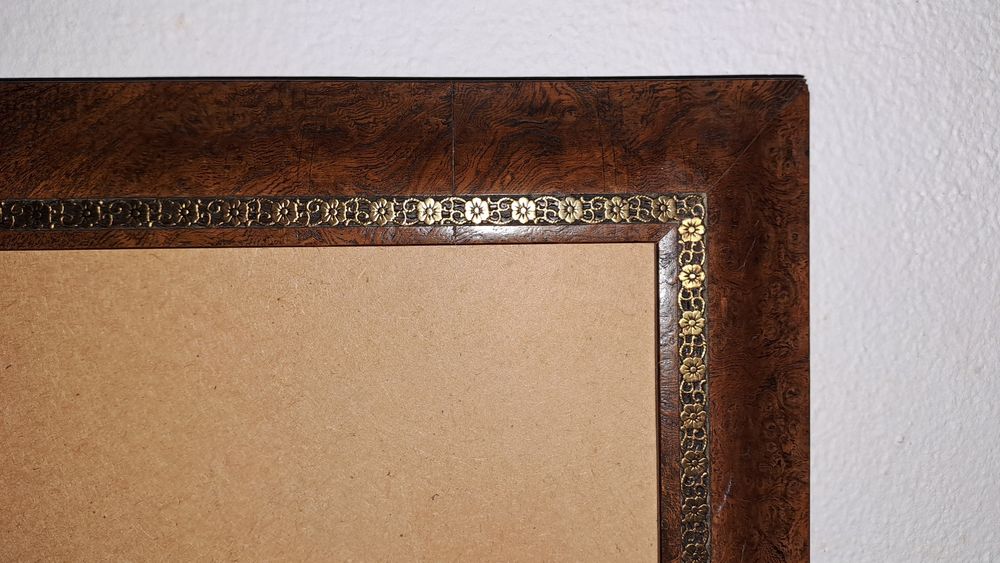 Vintage frame without glass64861675933825122