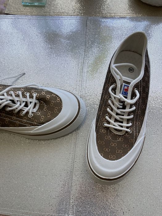 Atrakcyjne obuwie sportowe damskie