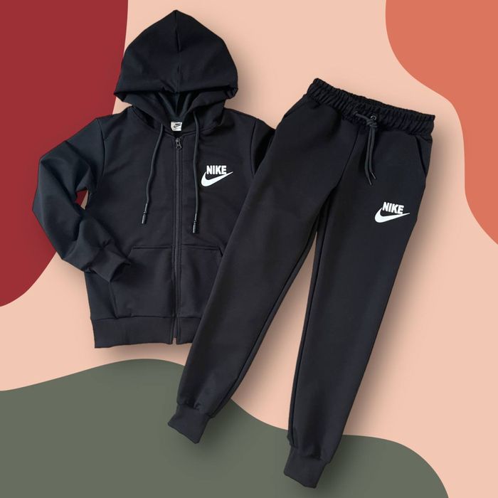 Спортивні дитячі костюми NIKE Розпродаж