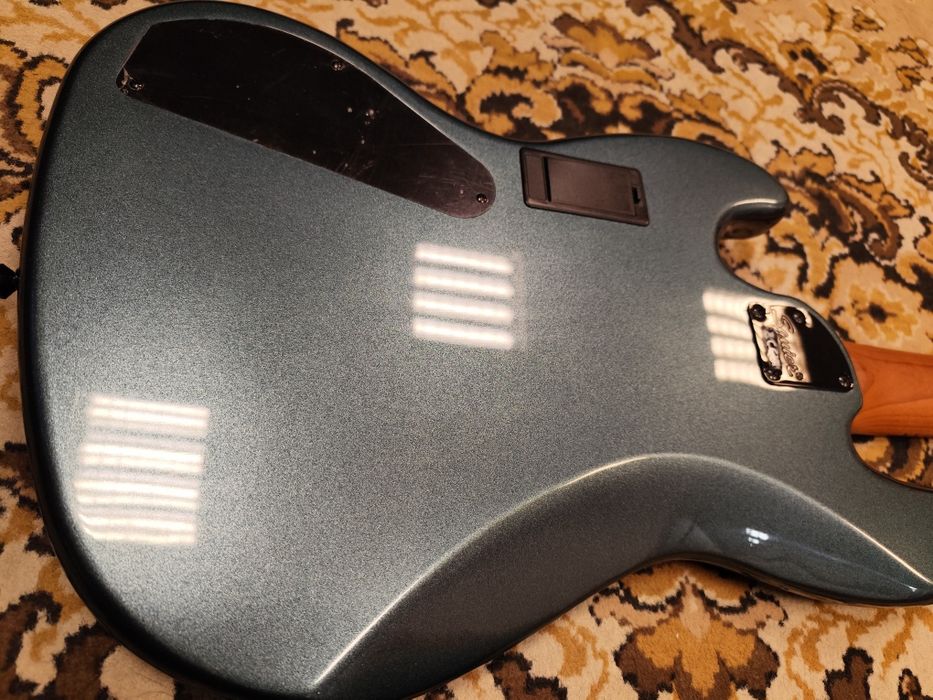 Squier Jazzbass contemporary 5