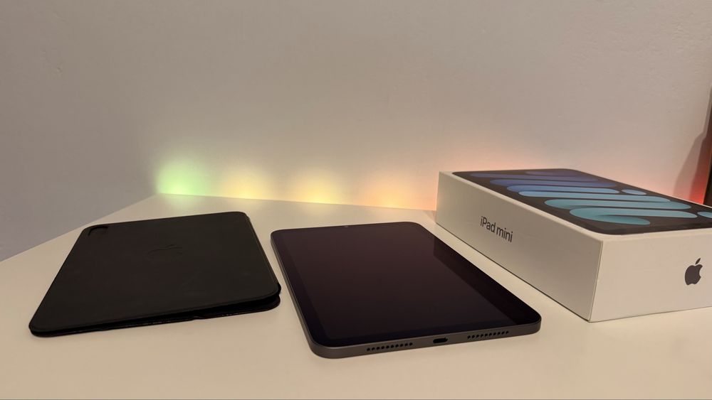 Tablet Apple iPad mini 6, jak nowy, etui oryginalne