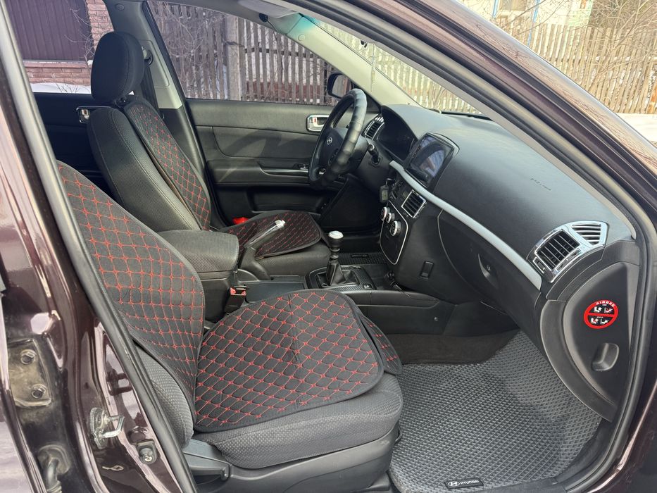 Продам Авто Hyundai Sonata 2.0 Бензин Газ