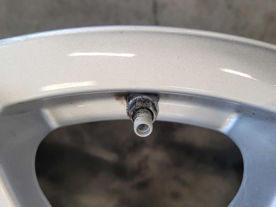 Felgi Aluminiowe volkswagen t 5 r 16 komplet 5 x 120