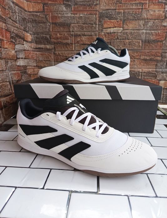 Футзалки ,корочки adidas Predator (45р.28.5,29 см)