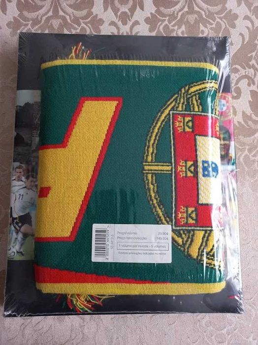 Crónica de Ouro do Futebol Português - A Selecção, Vol. 1