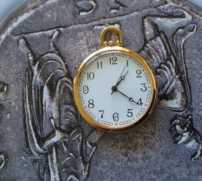20326#Relogio bolso NOVO com pilha Diâmetro 40 mm