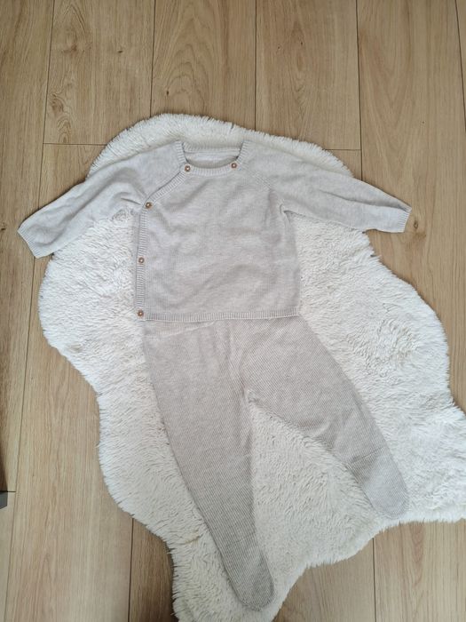 Komplet dzianinowy InExtenso 74 (9m) – Sweterek + Półśpiochy