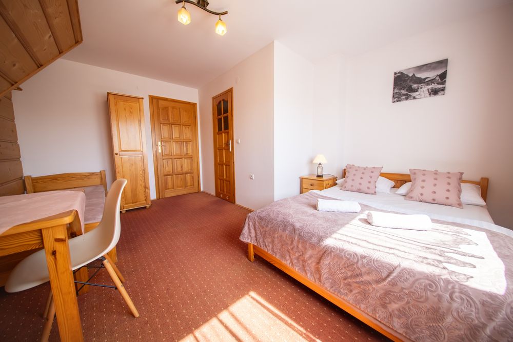 U Sobali - apartament  oraz pokoje gościnne, Ul. Mrowce 14