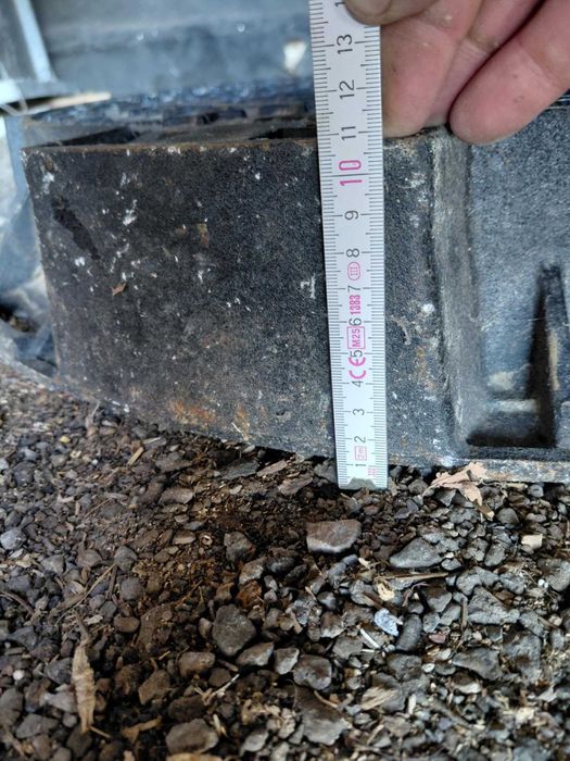 Właz żeliwny d400 fi 600