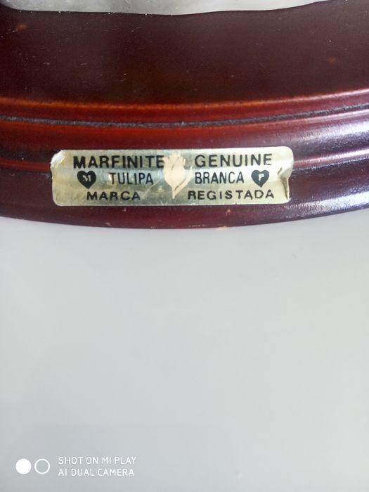 Estatueta em Marfinite Tulipa Branca