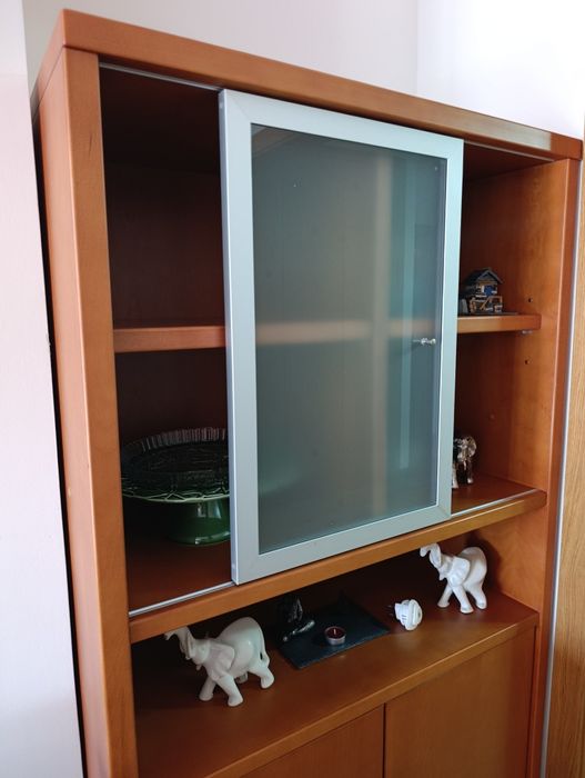 Móvel de sala  em cerejeira