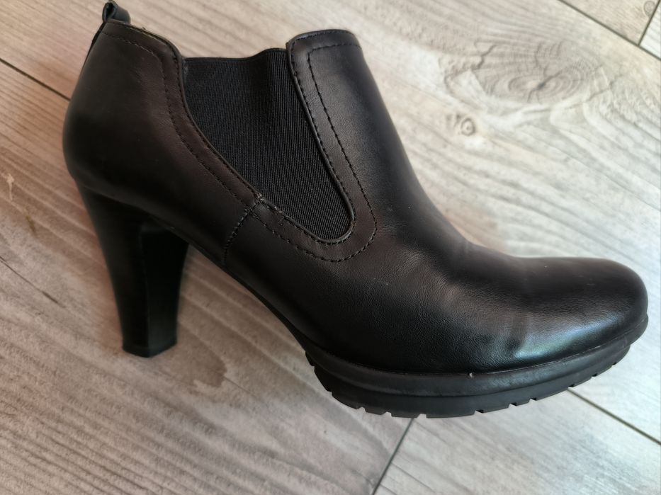 Buty damskie,botki.