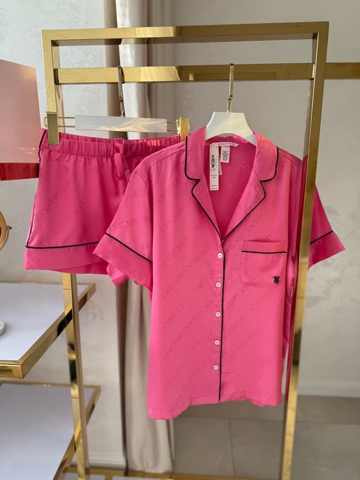 Сатинова піжама вікторія сікрет