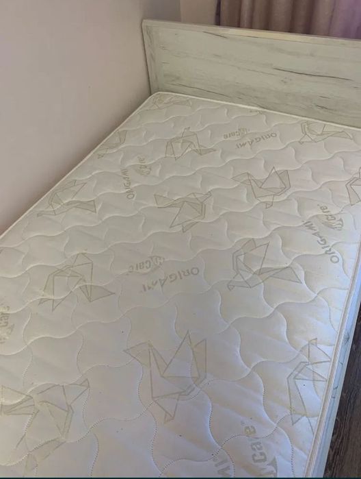 Ліжко односпальне у доброму стані