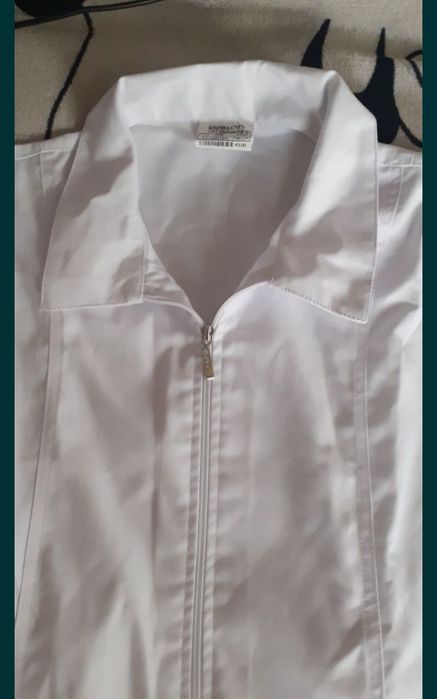 Продам новый медицинский халат.