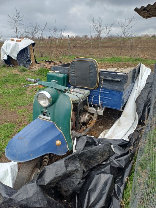 Продам   моторолер