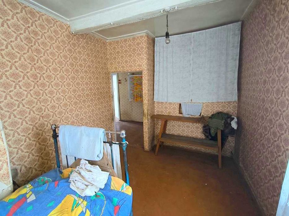 Будиночок неподалік від озер та лісу в с.Ясногородка.Від Києва 25км.