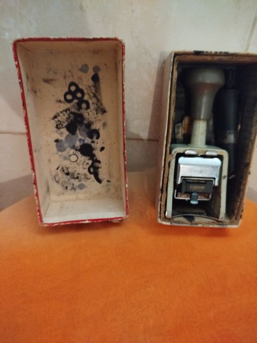 Carimbo Antiga Automatic Numbering Machine 

Ainda com a caixa origina